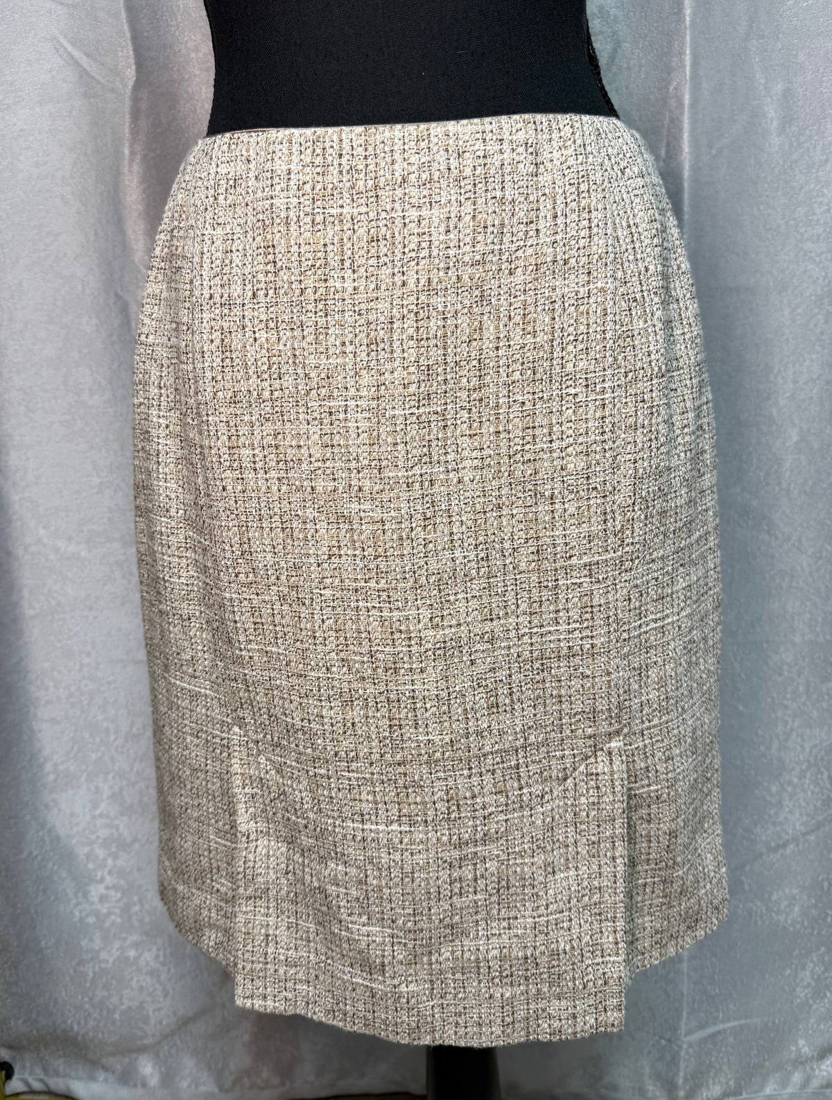 Jones New York Beige Tweed Skirt Suit