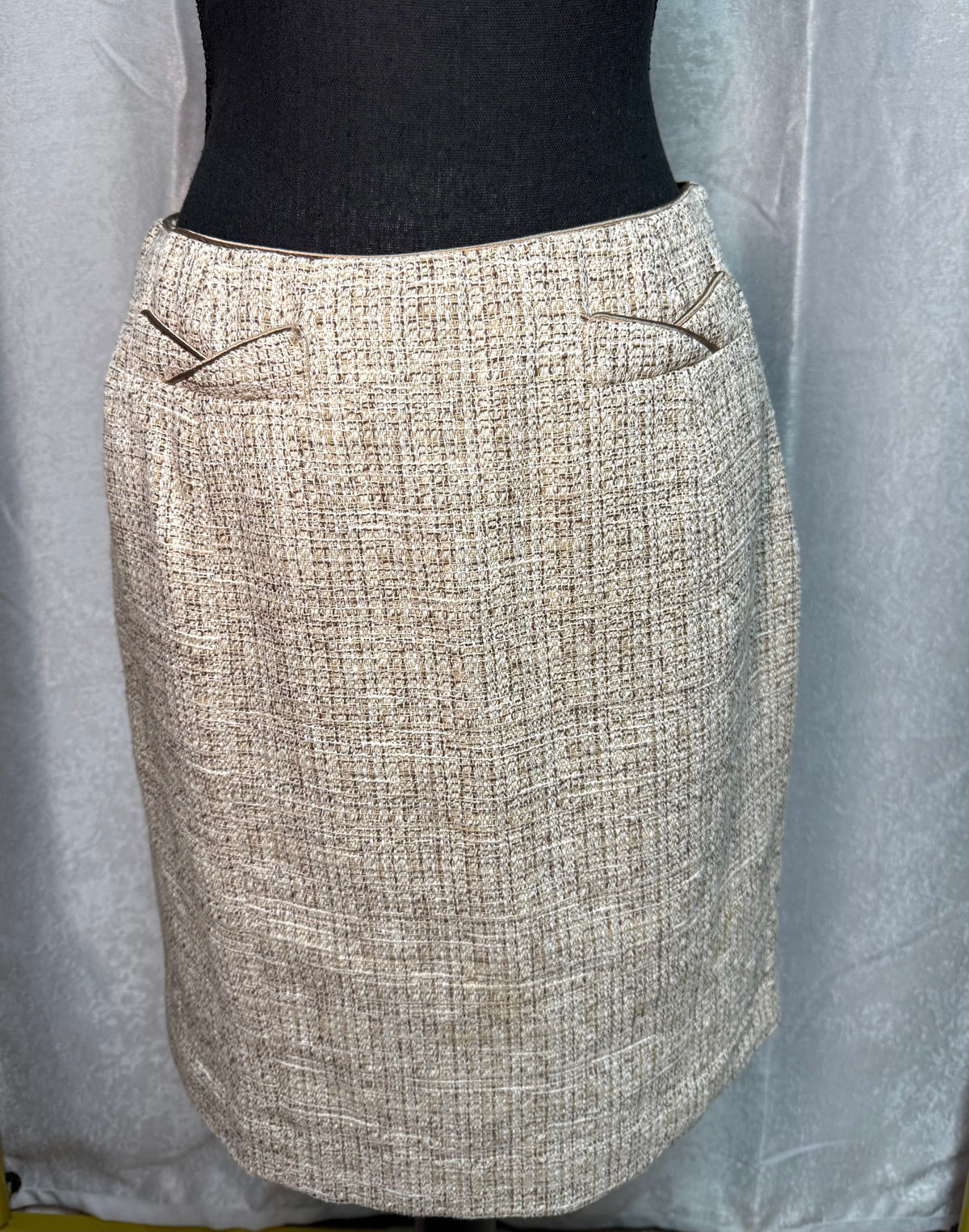 Jones New York Beige Tweed Skirt Suit