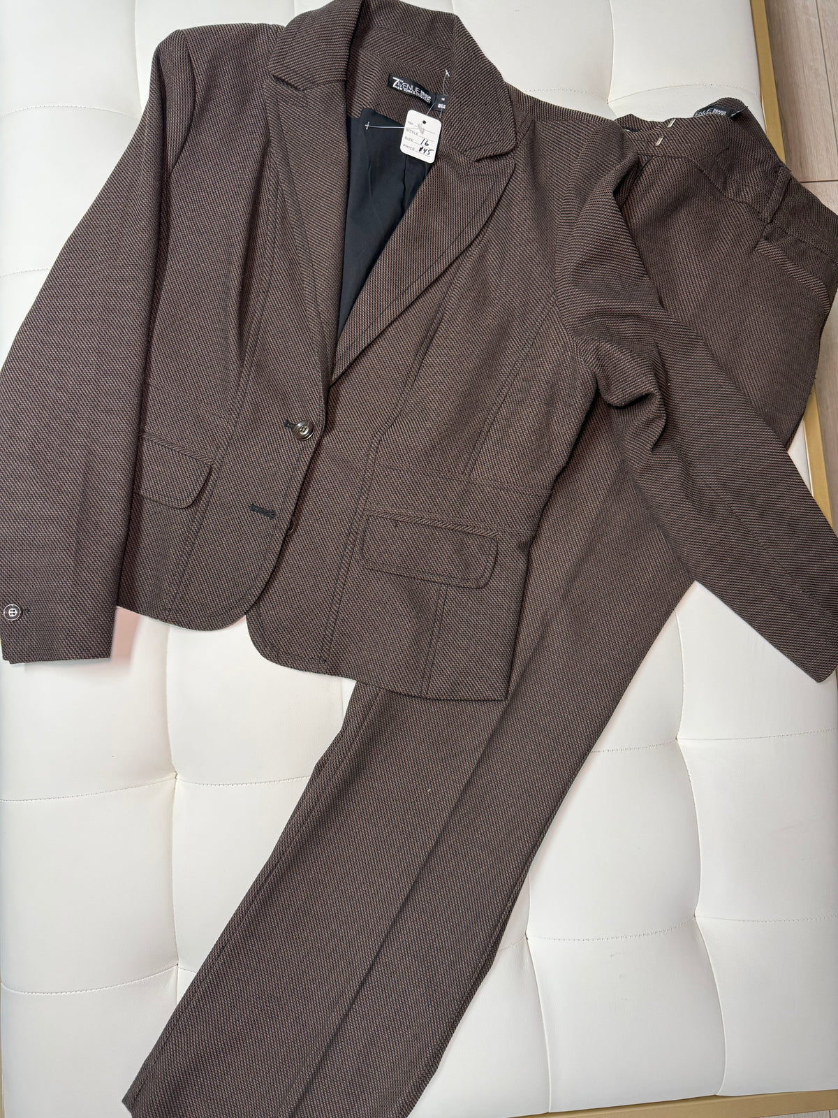 Suit set