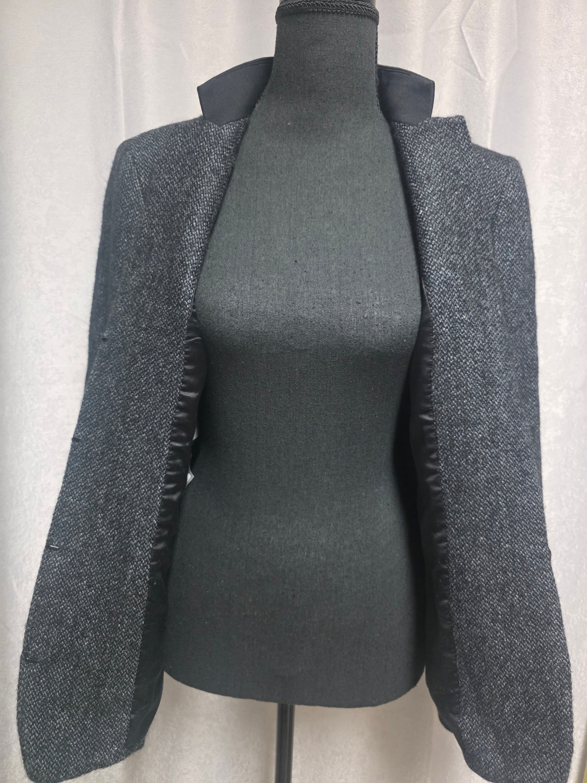 Charcoal Tweed Blazer – Size 4