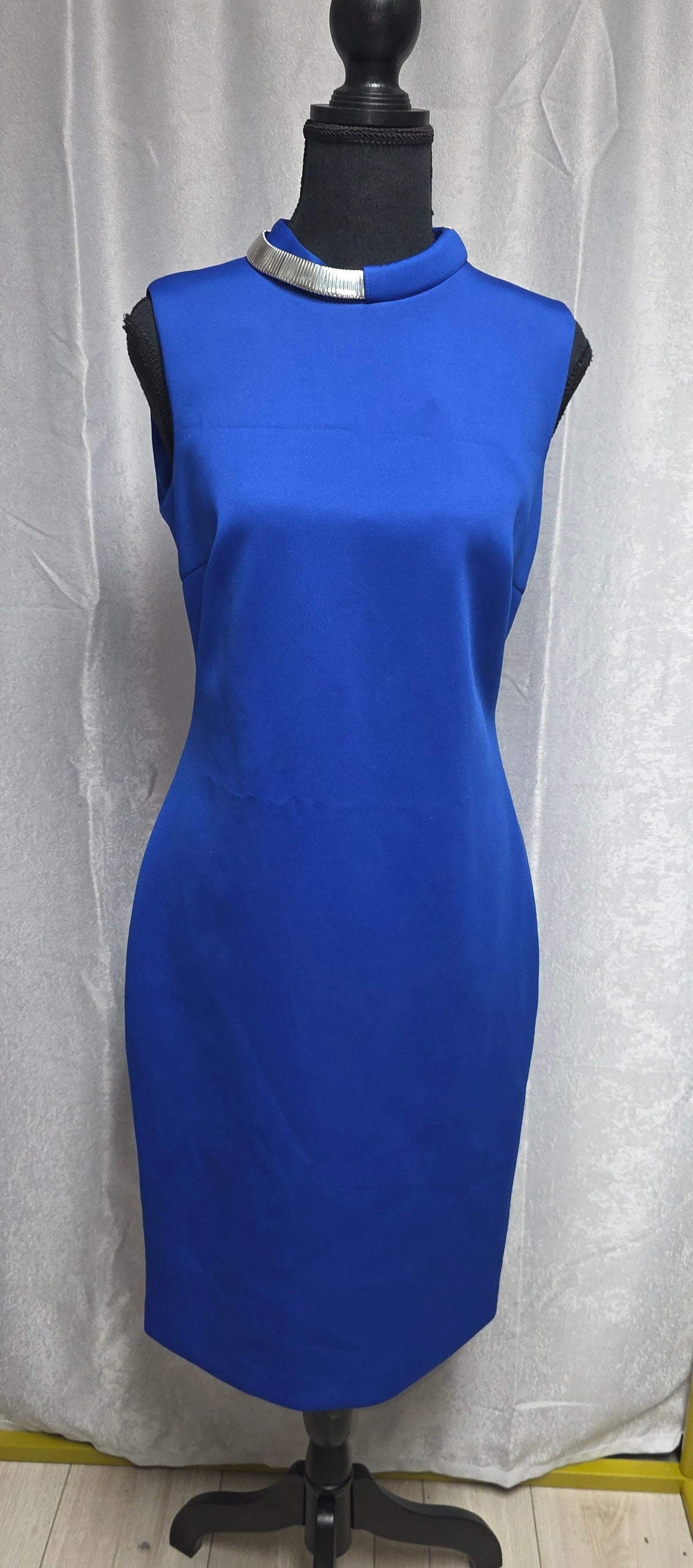 Calvin Klein Cobalt Blue Sleeveless Sheath Dress – Size 6