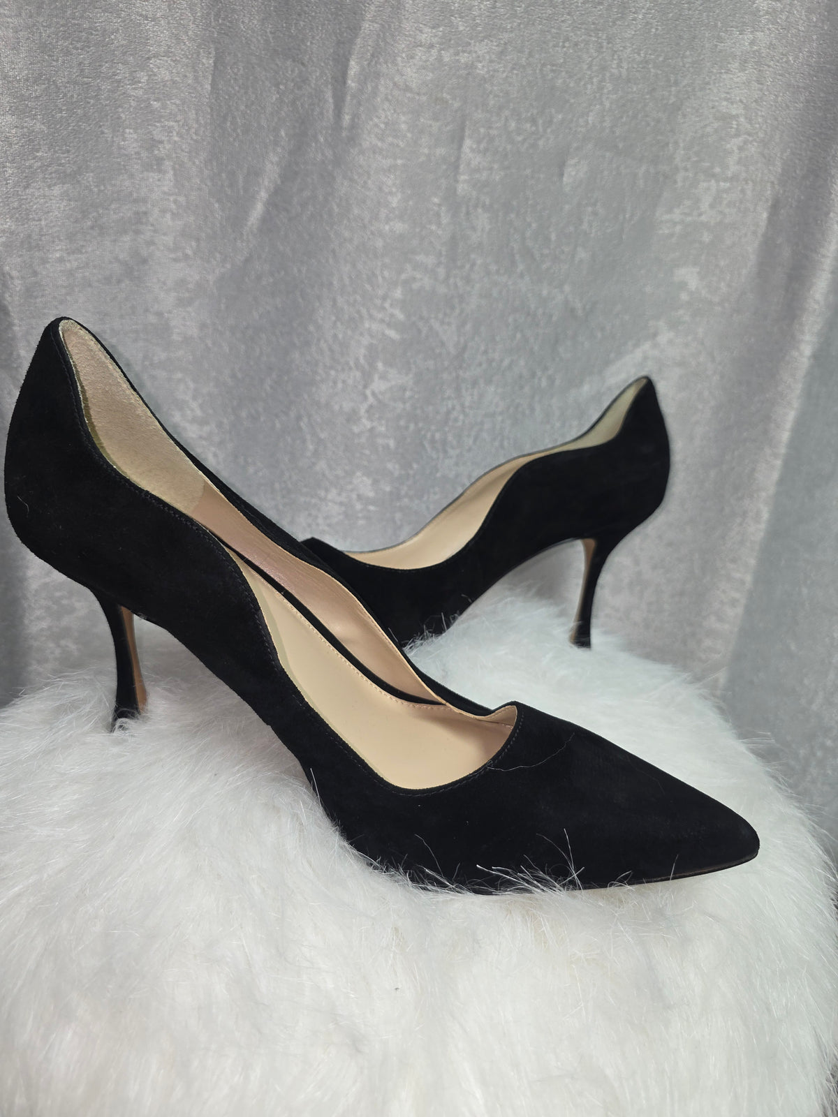 VC Black Suede Pumps - Size 11