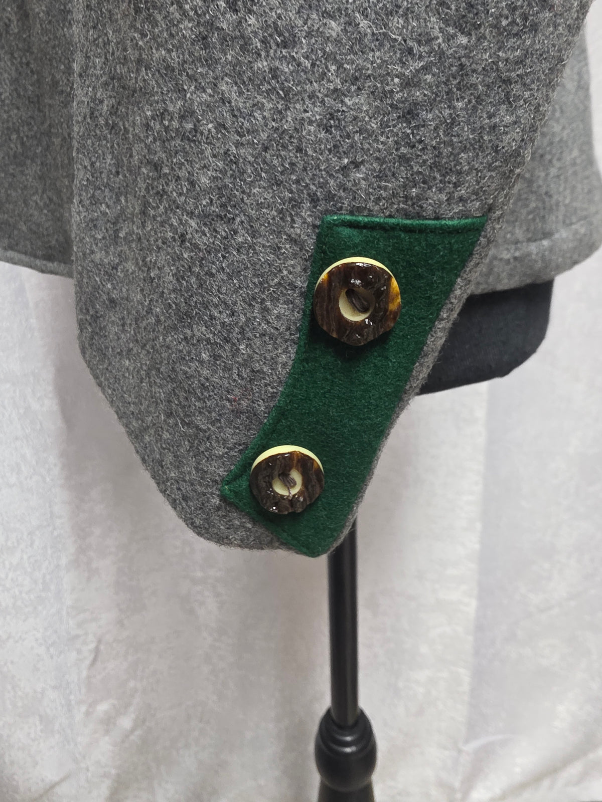 Vintage Gray & Green Trachten Loden Jacket - Size S