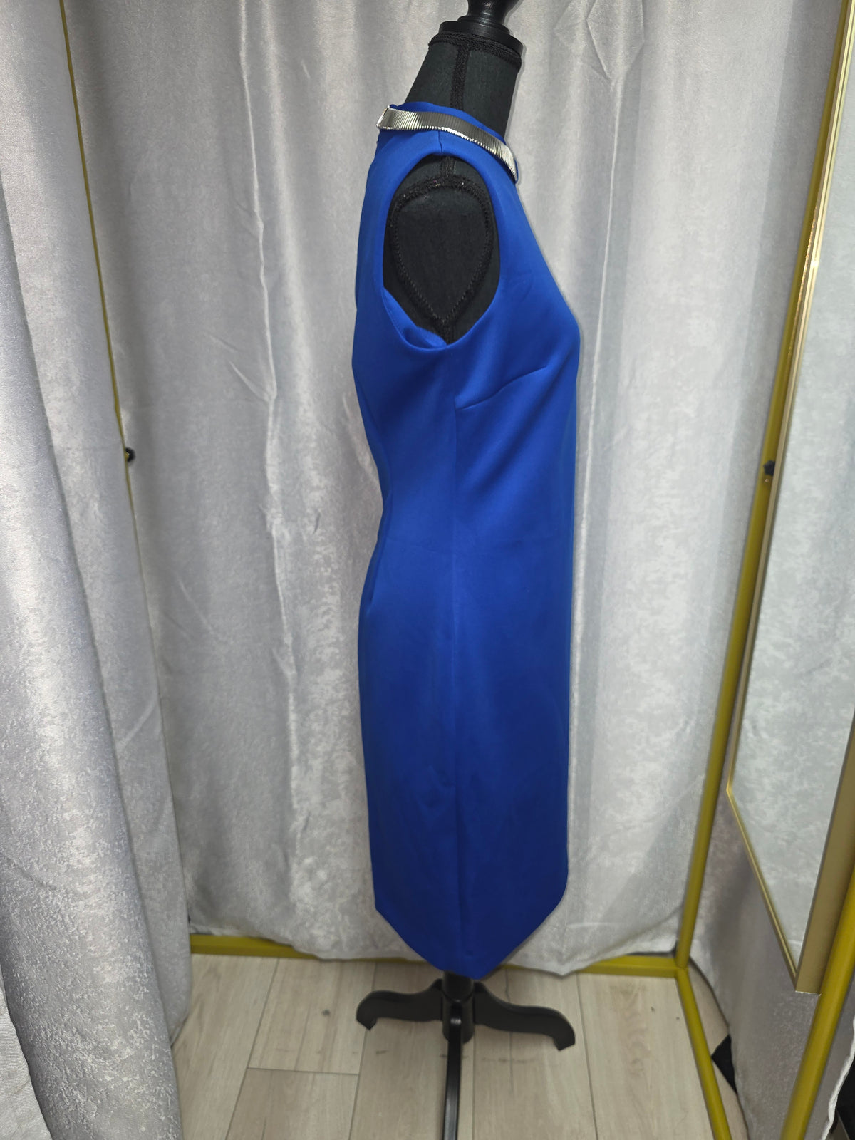 Calvin Klein Cobalt Blue Sleeveless Sheath Dress – Size 6