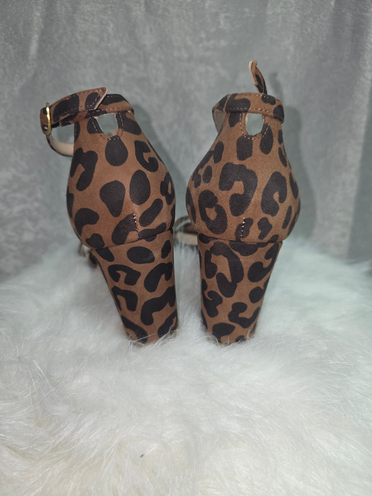 Leopard-Print Suede Block-Heel Sandals – New - Size 5