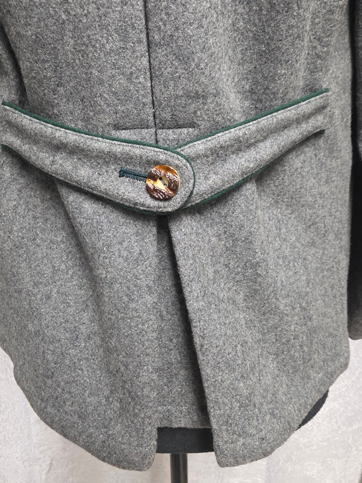 Vintage Gray & Green Trachten Loden Jacket - Size S