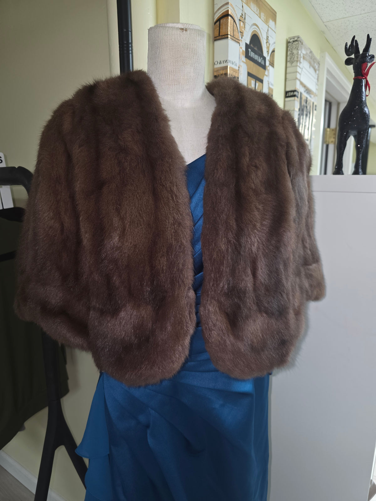 Vintage Brown Fur Capelet - Size M/L